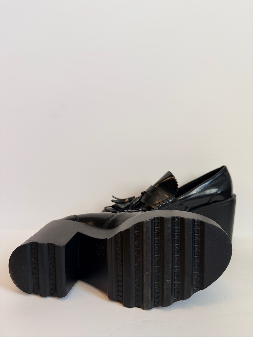 Mossimo Reagan Black Chunky Platform Tassel Loafers Block Heel Size 8.5 - Picture 4 of 6